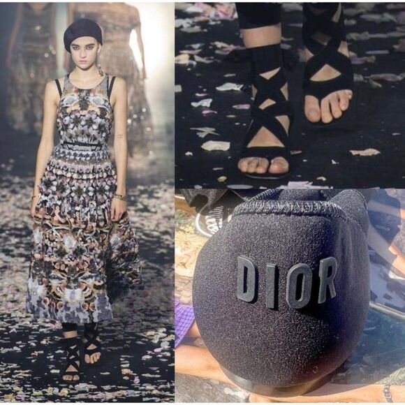 Rare NEW CHRISTIAN DIOR RUNWAY New York Black Strappy Flat Sandals Size … - Picture 2 of 15